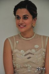 Taapsee At Anando Brahma Movie Trailer Launch